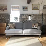 Kirkdale Cottage