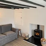 Lawns Cottage