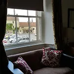The Royal Oak Hotel