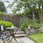 Poppy Cottage