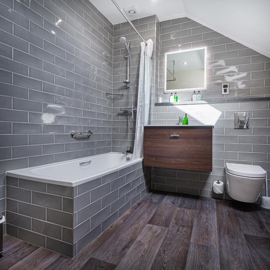The Feathers 4* Helmsley