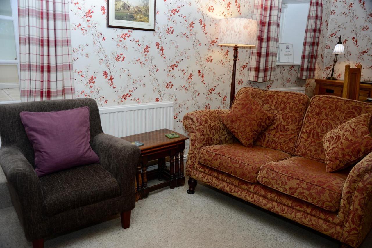 Forge Cottage, Holiday home *