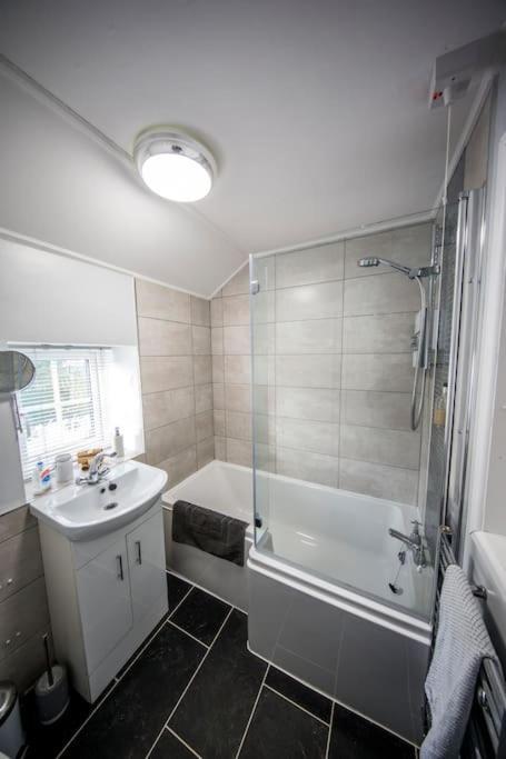 Cliff Stud Retreat, Helmsley, Frankel * Helmsley