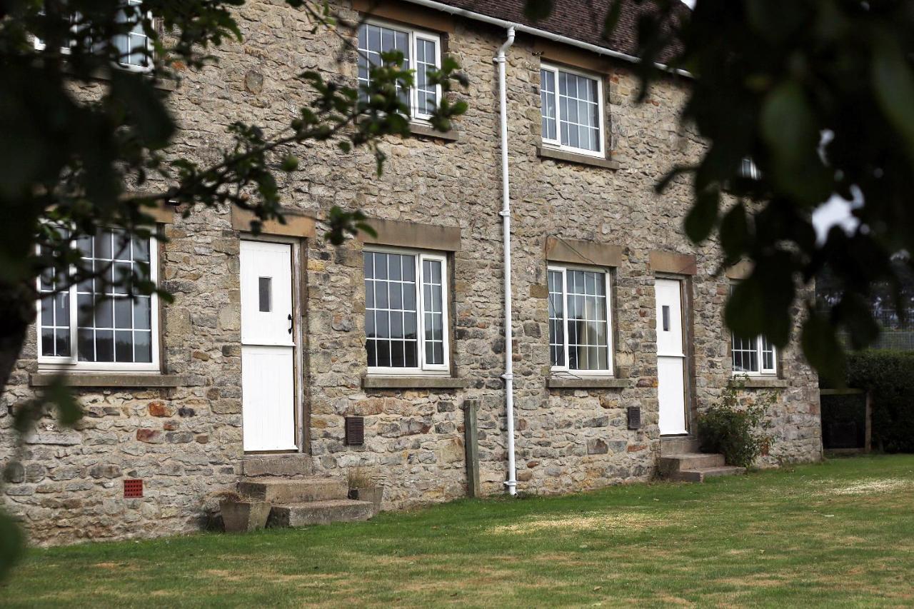 Cliff Stud Retreat, Helmsley, Frankel Helmsley
