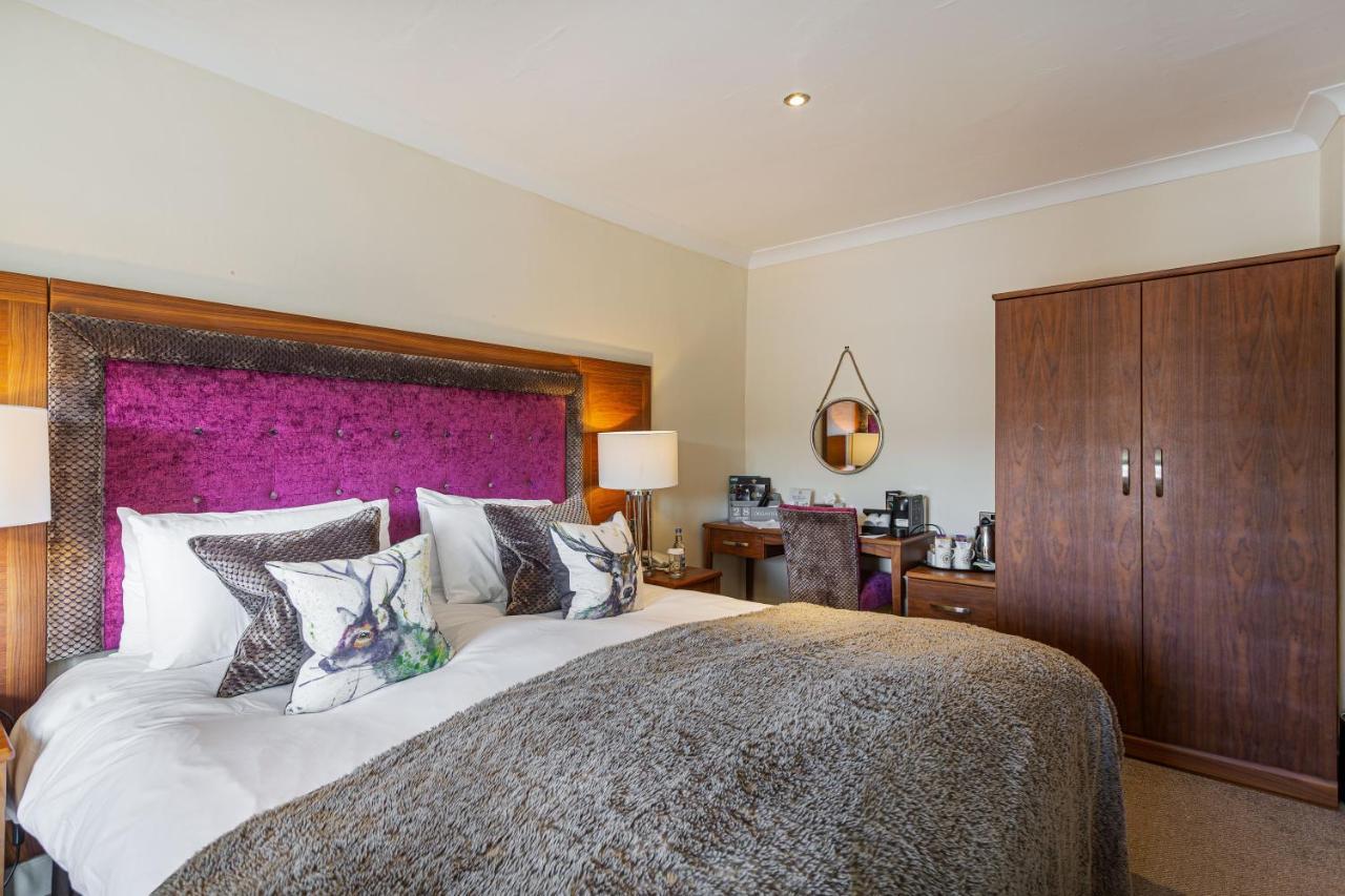 The Feathers Hotel 4*