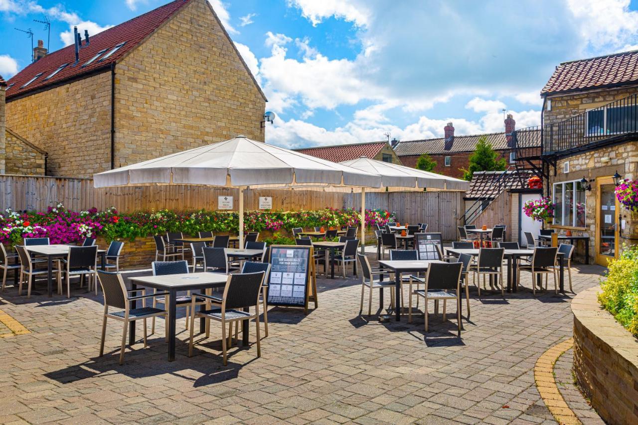 The Feathers Hotel 4*