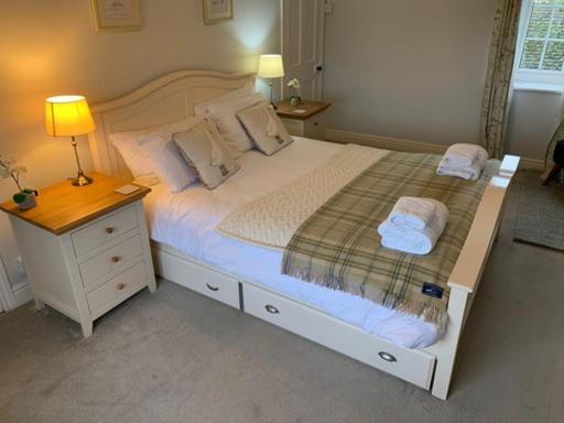 Campsite Cliff Stud Retreat - Luxury And Cosy
