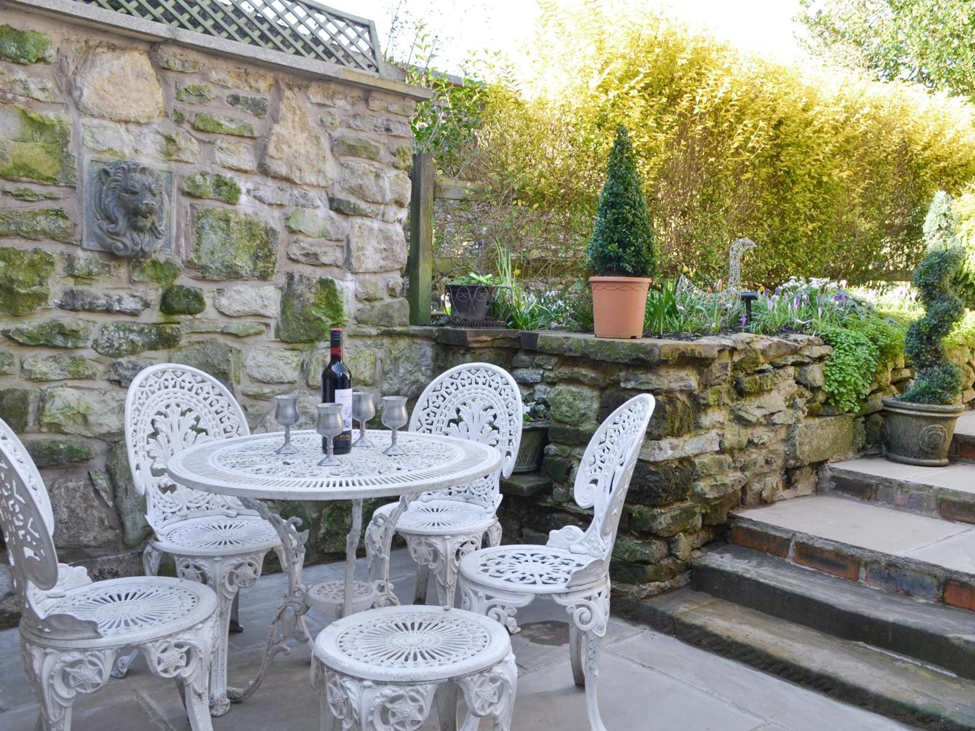Toad Hall Helmsley