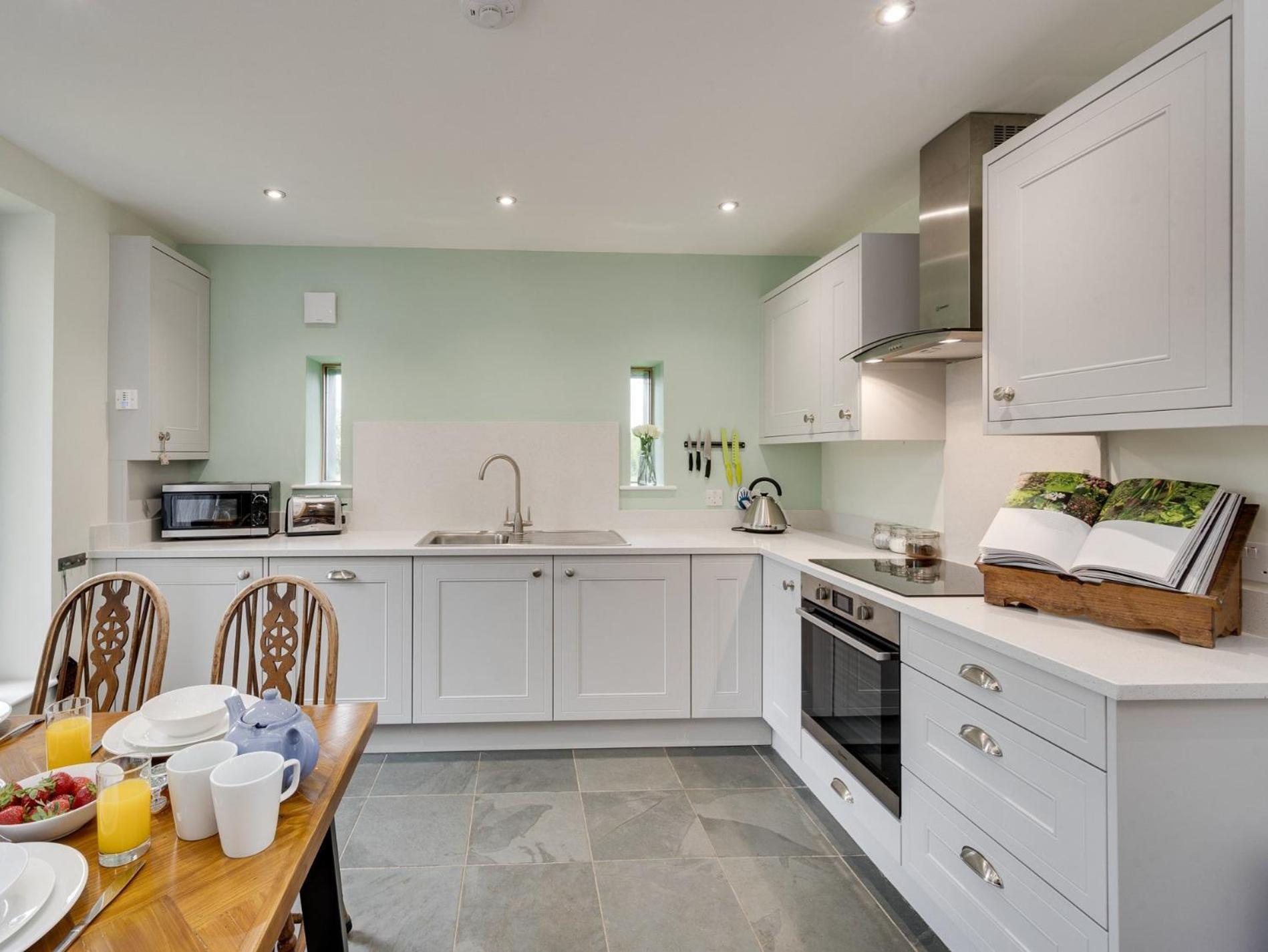 2 Bed In G0131