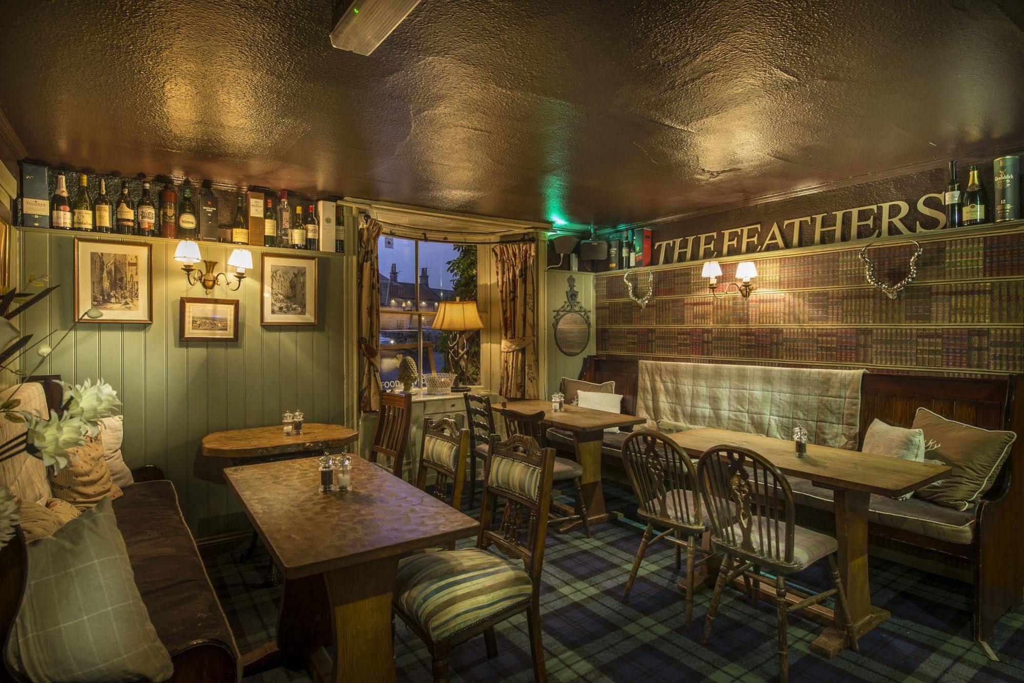 Hotel The Feathers 4*