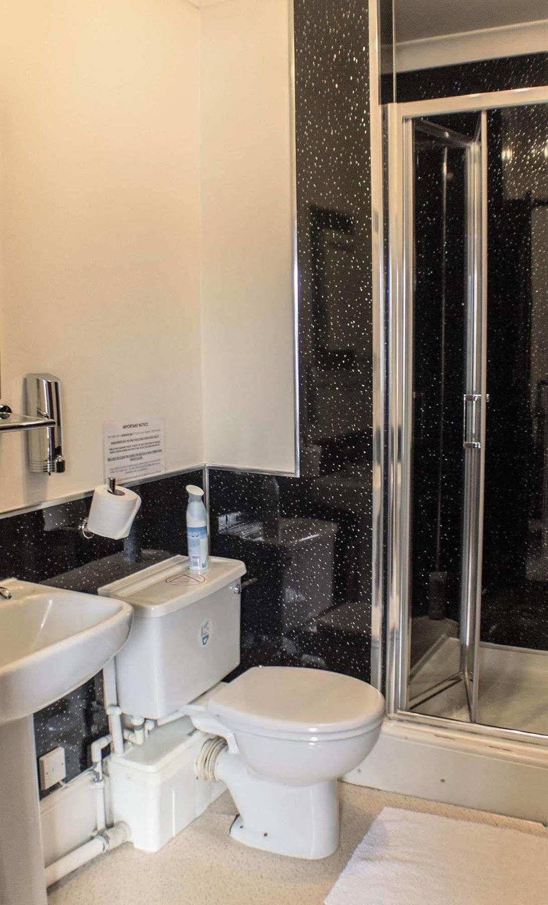 The Royal Oak Hotel 3*
