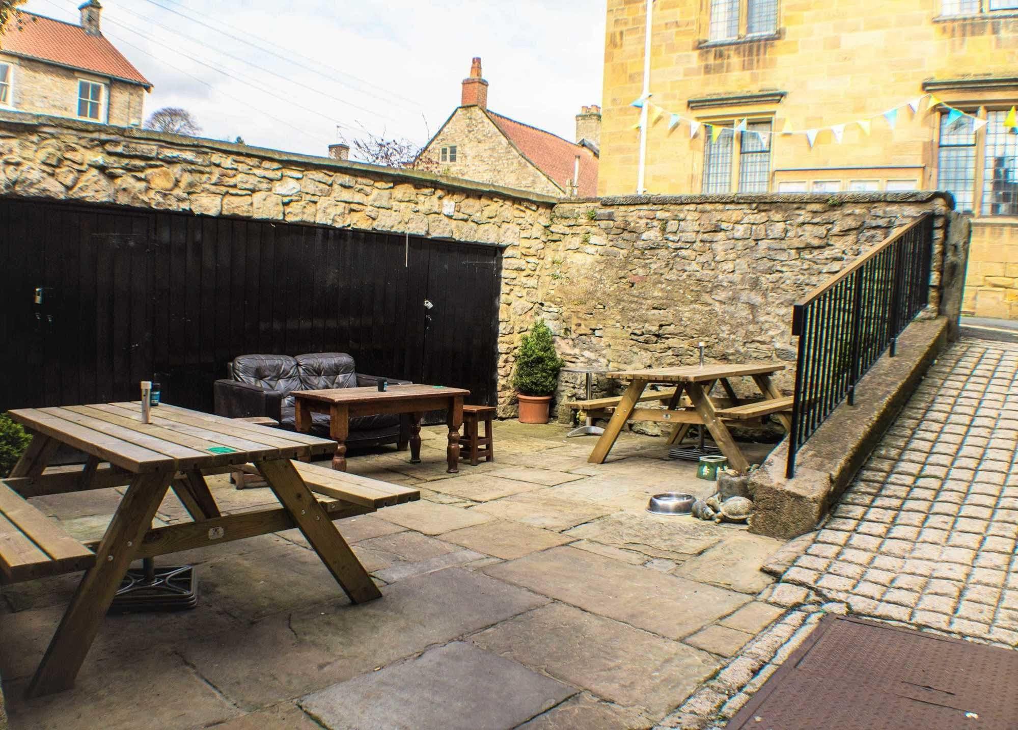 The Royal Oak 3*