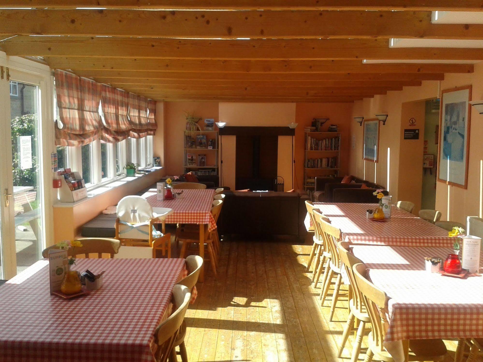 Hotel Yha -