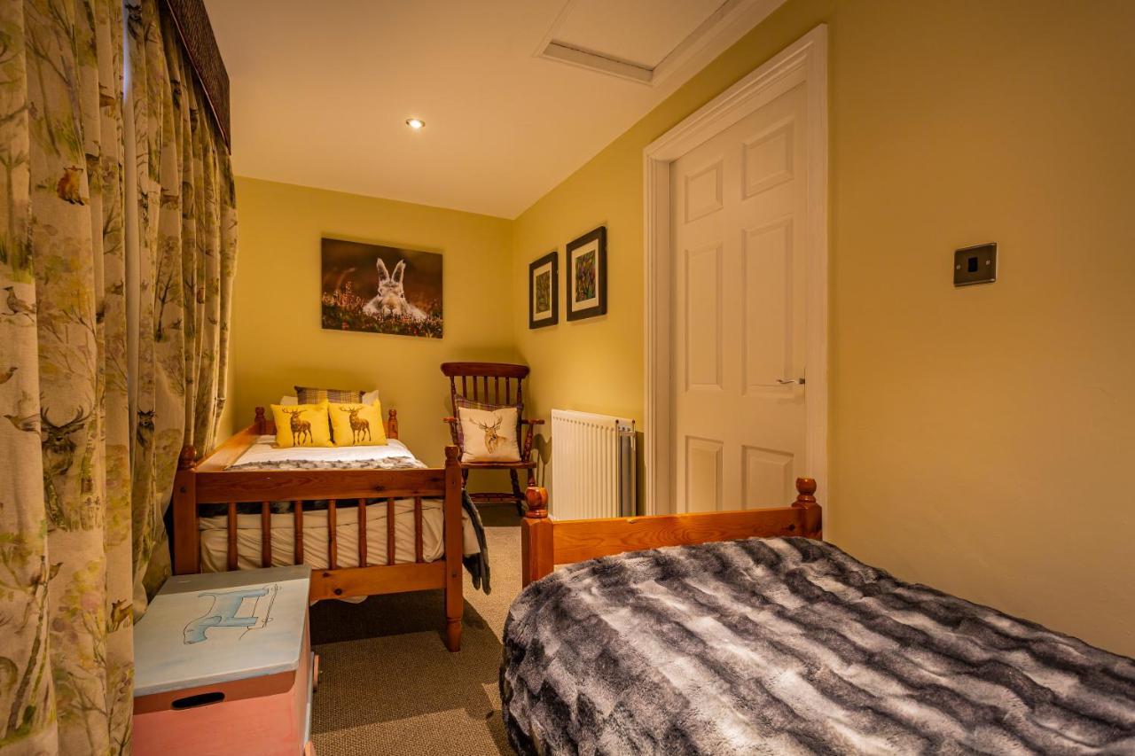 The Feathers Hotel, Helmsley, North Yorkshire - The Coaching Inn Group 4*