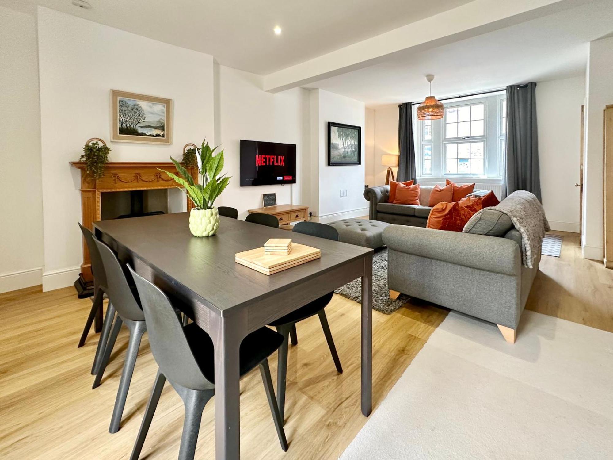 The Annex - With Parking Holiday home